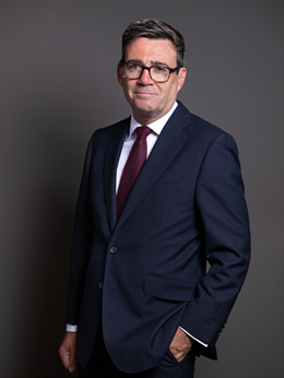 Official parliamentary portrait of Andy Burnham